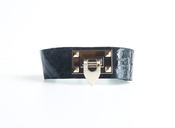 Alligator choker necklace